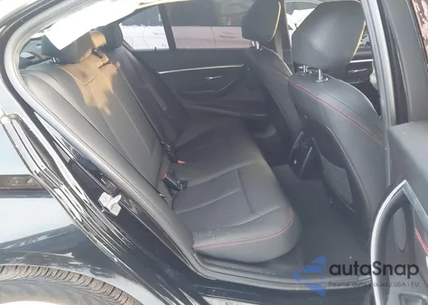 2018 BMW 330I xDrive z USA, uszkodzony, nr VIN WBA8D9G57JNU69391